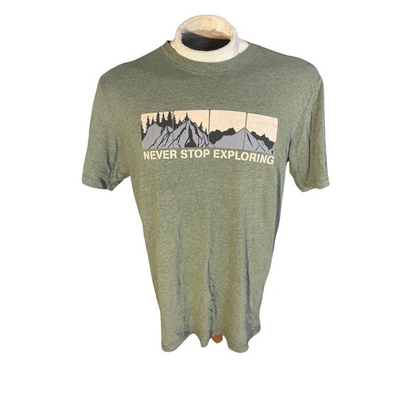 The North Face Men’s Large Green Graphic T-Shirt Never Stop Exploring Mountain - Picture 1 of 9